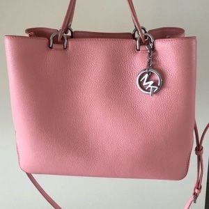 Trade for Ashley💕